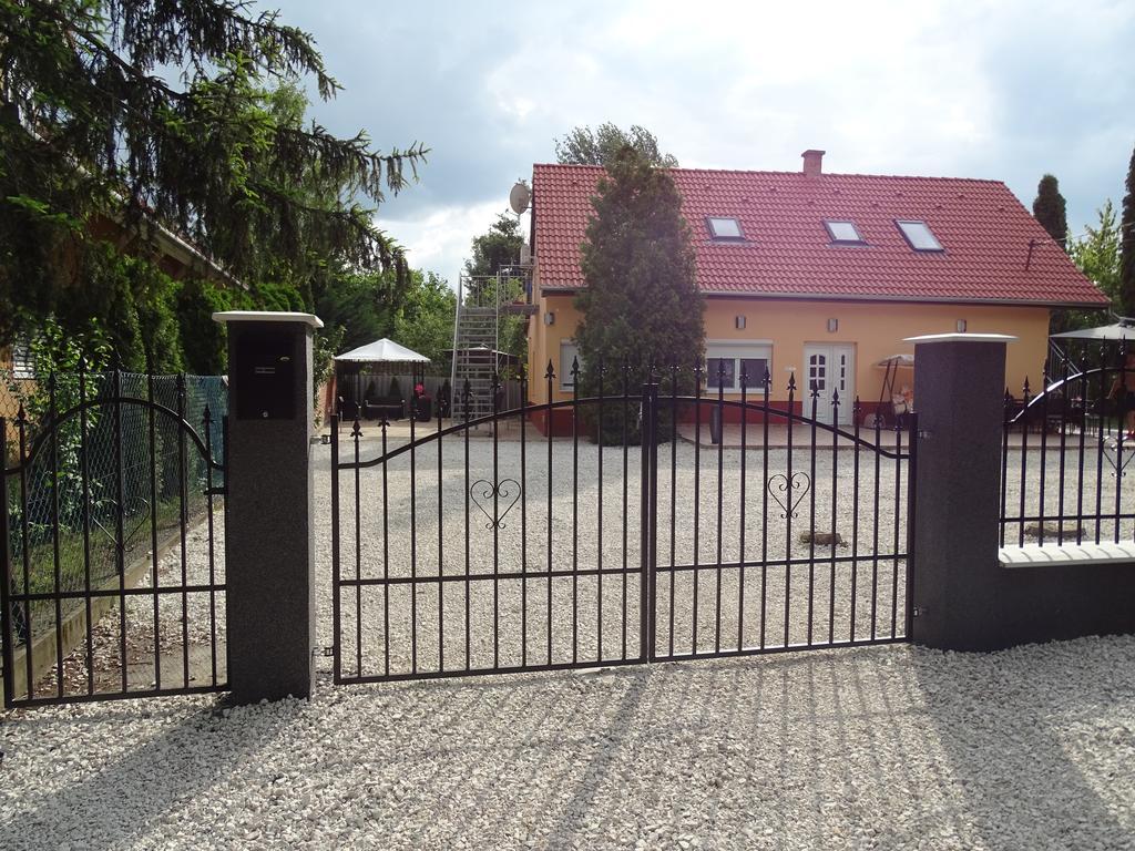 Dorothy Apartman Siofok Exterior photo